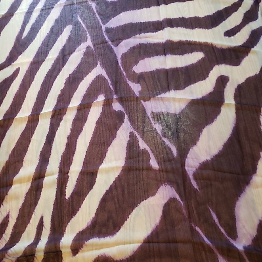 CAROL WIOR Scarf Wrap - Picture 3 of 5